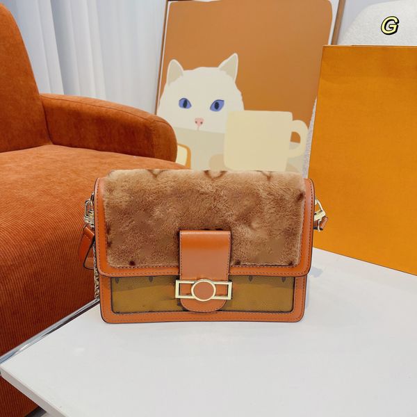 luxury tote brand shoulder bag crossbody handbag genuine leather cattlehide designer messenger bags 5a quality wool gold chain 25cm old flow
luxury tote brand shoulder bag crossbody handbag genuine leather cattlehide designer messenger bags 5a quality wool gold chain 25cm old flow