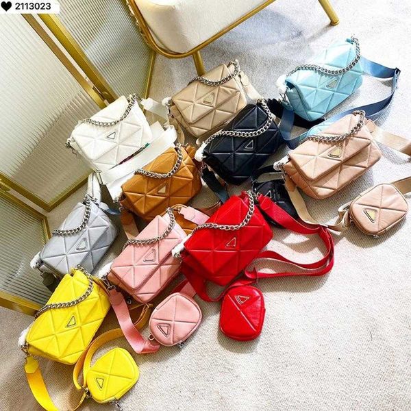 designers prad new shoulder bags luxurys women handbags fashion designer bag celebrities party fashionable handbag purse for girlfriend gift
designers prad new shoulder bags luxurys women handbags fashion designer bag celebrities party fashionable handbag purse for girlfriend gift