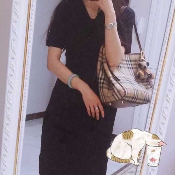 designer bubrerys bag b women's bag lattice tote shoulder hand shopping