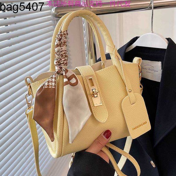 design bag shop 80% wholesale and retail this year's popular female 2023 new fashion summer msenger versatile high-grade texture portab
design bag shop 80% wholesale and retail this year's popular female 2023 new fashion summer msenger versatile high-grade texture portab