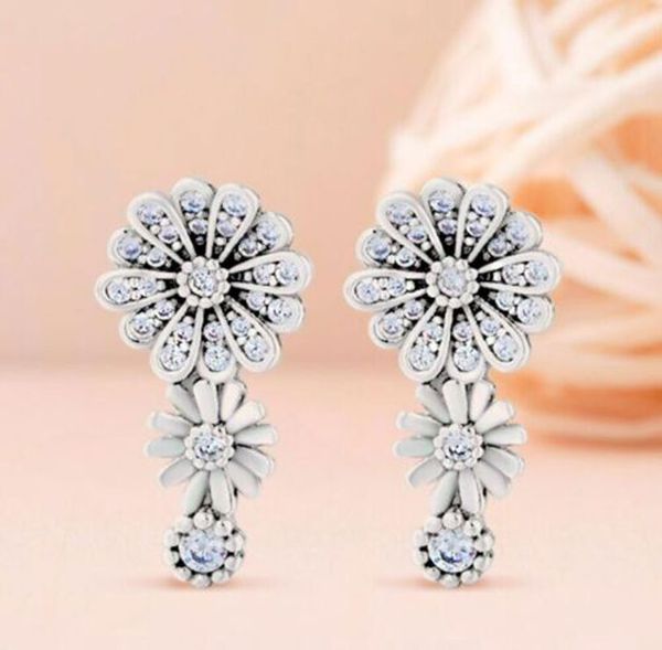 925 sterling silver sparkling daisy flower trio stud earrings fits european pandora style jewelry fashion earrings, Golden;silver
925 sterling silver sparkling daisy flower trio stud earrings fits european pandora style jewelry fashion earrings, Golden;silver