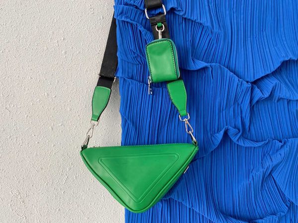 prad designer shoulder bags 10 days arrived luxury purse wallets handbags crossbody classic versatile triangle style all seasons
prad designer shoulder bags 10 days arrived luxury purse wallets handbags crossbody classic versatile triangle style all seasons