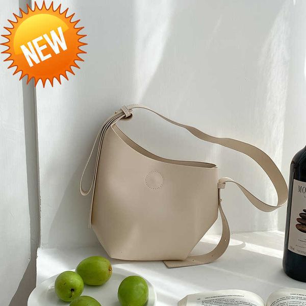 luxury designer bags new arc de triomphe large capacity messenger minority women's shoulder ins commuter irregular bucket bag factory d
luxury designer bags new arc de triomphe large capacity messenger minority women's shoulder ins commuter irregular bucket bag factory d