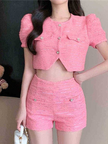 small scent sweet two piece set women puff pastry sleeve jacket crop and shorts sets ladies korean fashion 2 pcs pants fit j220813, White;black
small scent sweet two piece set women puff pastry sleeve jacket crop and shorts sets ladies korean fashion 2 pcs pants fit j220813, White;black
