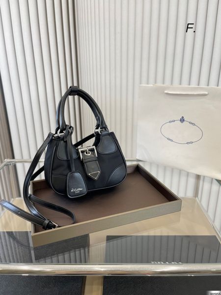 original luxury designer bags handbag womens purses totes classic fashion leather handbags shoulder bag crossbodys for women with gift box 2, Red;black
original luxury designer bags handbag womens purses totes classic fashion leather handbags shoulder bag crossbodys for women with gift box 2, Red;black