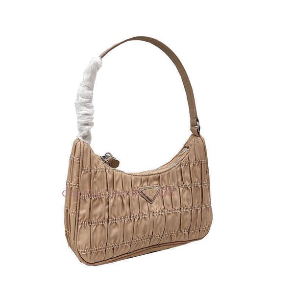 prad re-edition fashion bags womens designer nylon hobo embossed pattern handle totes armpit purse underarm fashions trend
prad re-edition fashion bags womens designer nylon hobo embossed pattern handle totes armpit purse underarm fashions trend