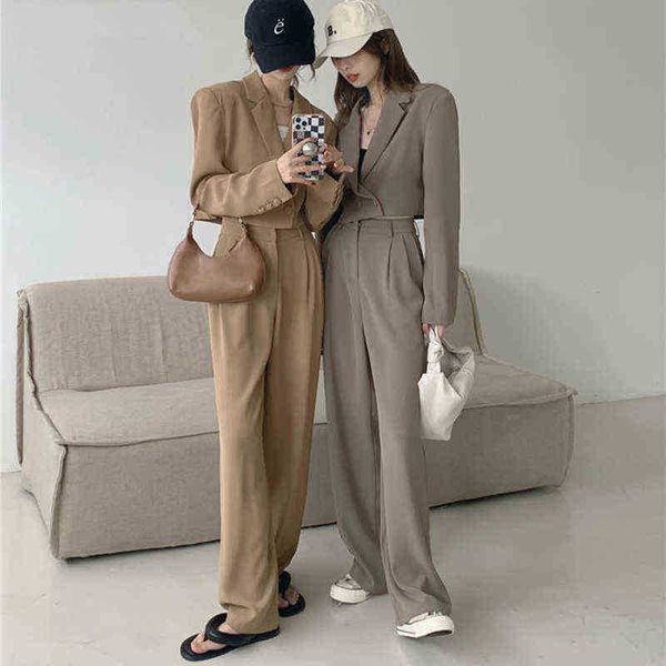 casual blazer sets korean style autumn two piece set long sleeve suit jacket crop high waist long pants 2 piece ensemble femme j220813, White;black
casual blazer sets korean style autumn two piece set long sleeve suit jacket crop high waist long pants 2 piece ensemble femme j220813, White;black