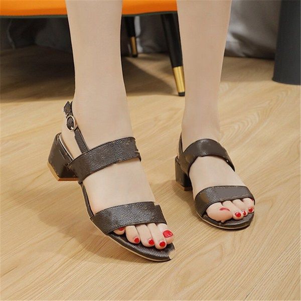 fashion sandals luxury design louiseity women high heel leather letter logo wedding party casual slippers viutonity 03-04, Black
fashion sandals luxury design louiseity women high heel leather letter logo wedding party casual slippers viutonity 03-04, Black
