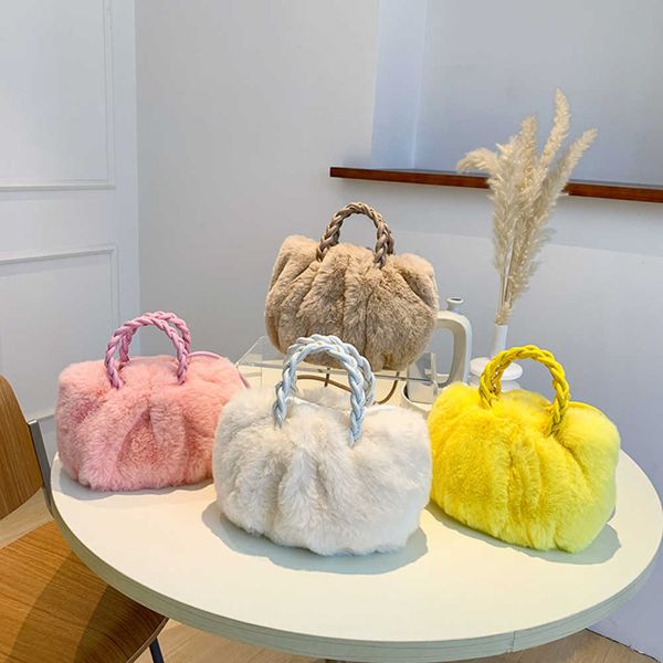 totes women elegant shoulder bag solid color fluffy messenger pouch woven handle crossbody handbags portable small travel girls tote y2211
totes women elegant shoulder bag solid color fluffy messenger pouch woven handle crossbody handbags portable small travel girls tote y2211