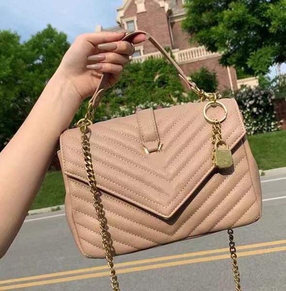 new classic handbag fashion one shoulder messenger bag can be matched with
new classic handbag fashion one shoulder messenger bag can be matched with