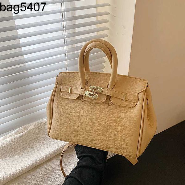 design bag shop 80% wholesale and retail advanced sense large capacity women's 2023 summer new fashion all-purpose portable shoulder cr
design bag shop 80% wholesale and retail advanced sense large capacity women's 2023 summer new fashion all-purpose portable shoulder cr