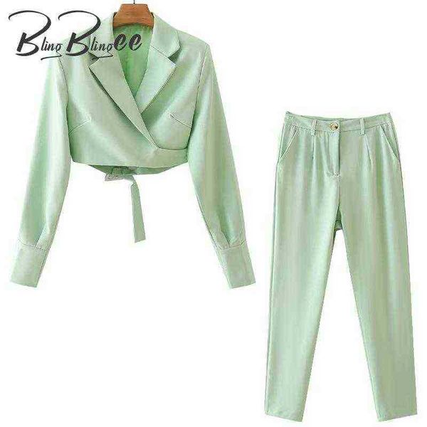 blingblingee 2022 autumn woman hit suits female wrap front cropped jacket ankle pants casual green blazers 2 piece sets j220813, White;black
blingblingee 2022 autumn woman hit suits female wrap front cropped jacket ankle pants casual green blazers 2 piece sets j220813, White;black