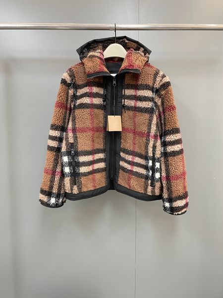 autumn and winter new pattern designer brand jacket highquality plaid fleeces material fashion zipper warmth men jackets, Black;brown
autumn and winter new pattern designer brand jacket highquality plaid fleeces material fashion zipper warmth men jackets, Black;brown