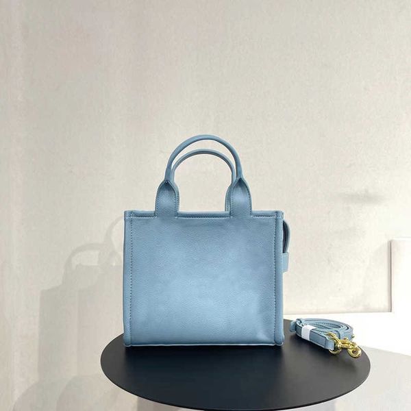 designer luxury women the tote bag fashion versatile handbags shoulder crossbody bags purse tories totes large capacity saddle wallets 7a 0
designer luxury women the tote bag fashion versatile handbags shoulder crossbody bags purse tories totes large capacity saddle wallets 7a 0