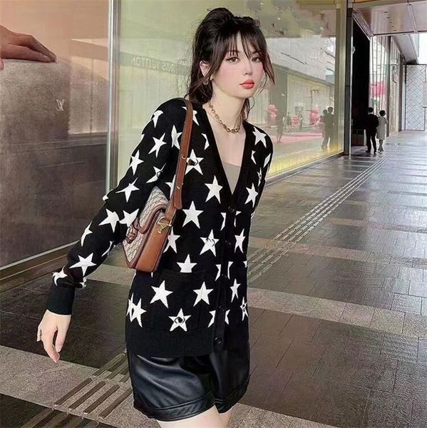 22gg new women's sweaters cardigan fashion long sleeve knitwear women designer sweaters, White;black
22gg new women's sweaters cardigan fashion long sleeve knitwear women designer sweaters, White;black