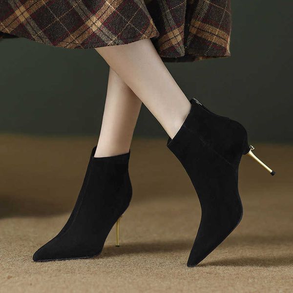 boots new fine heel pointy short boots women's fashion boots in autumn and winter of 2022, Black
boots new fine heel pointy short boots women's fashion boots in autumn and winter of 2022, Black