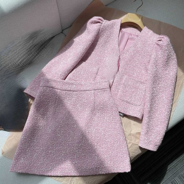 two piece dress shenzhen 2022 autumn and winter new pink tweed celebrity suit female, White
two piece dress shenzhen 2022 autumn and winter new pink tweed celebrity suit female, White