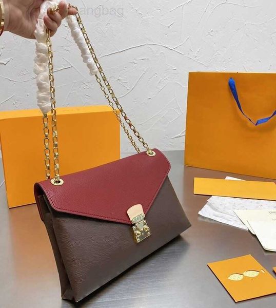 designer luxury women the tote bag fashion versatile handbags shoulder crossbody bags purse tories totes large capacity saddle wallets 7a ux
designer luxury women the tote bag fashion versatile handbags shoulder crossbody bags purse tories totes large capacity saddle wallets 7a ux