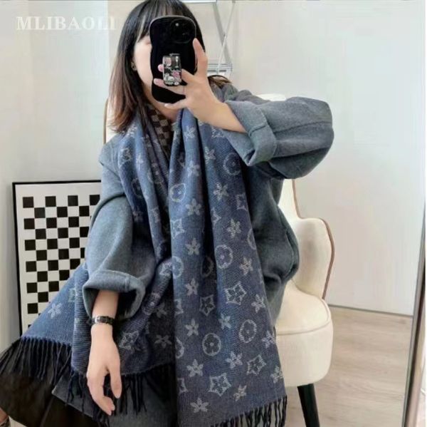 luxury brand designer scarf knitted spring winter women scarf letter warm cashmere scarves shawls neck bandana pashmina lady wrap 659, Blue;gray
luxury brand designer scarf knitted spring winter women scarf letter warm cashmere scarves shawls neck bandana pashmina lady wrap 659, Blue;gray
