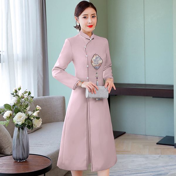 modified elegant retro chinese style literary thickened woolen cheongsam skirt 2022 winter new style, White
modified elegant retro chinese style literary thickened woolen cheongsam skirt 2022 winter new style, White