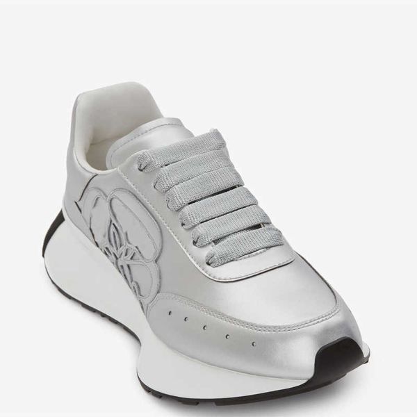 designer sprint runner sports shoes feature a white napa leather patchwork mcqueen upper design with an embossed seal on the side, Black
designer sprint runner sports shoes feature a white napa leather patchwork mcqueen upper design with an embossed seal on the side, Black