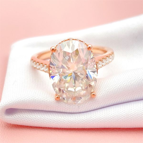 charming women ring rose gold plated 925 steling silver big shiny moissanite diamond rings for girls women for party wedding nice gift, Golden;silver
charming women ring rose gold plated 925 steling silver big shiny moissanite diamond rings for girls women for party wedding nice gift, Golden;silver