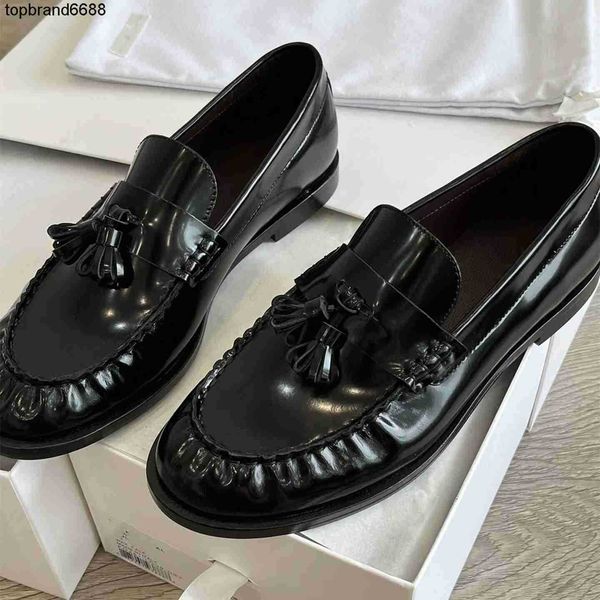 dress the shoes row single shoes women's small group all real leather tassel lefu shoes english style flat heel round head size 34-39 6
dress the shoes row single shoes women's small group all real leather tassel lefu shoes english style flat heel round head size 34-39 6