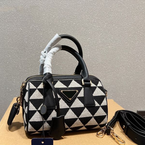 fashion designer bags tote bag luxury handbags crossbody bags brand shoulder messenger purse canvas boston pillow wallet
fashion designer bags tote bag luxury handbags crossbody bags brand shoulder messenger purse canvas boston pillow wallet
