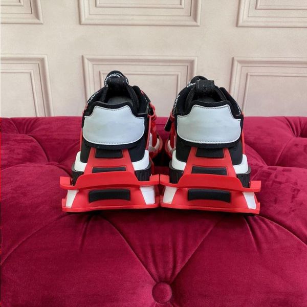 2021 mens boots embroidered distressed leather womens screener ace red stripe italy sneakers designers trainers lace up low cut casual shoes, Black
2021 mens boots embroidered distressed leather womens screener ace red stripe italy sneakers designers trainers lace up low cut casual shoes, Black