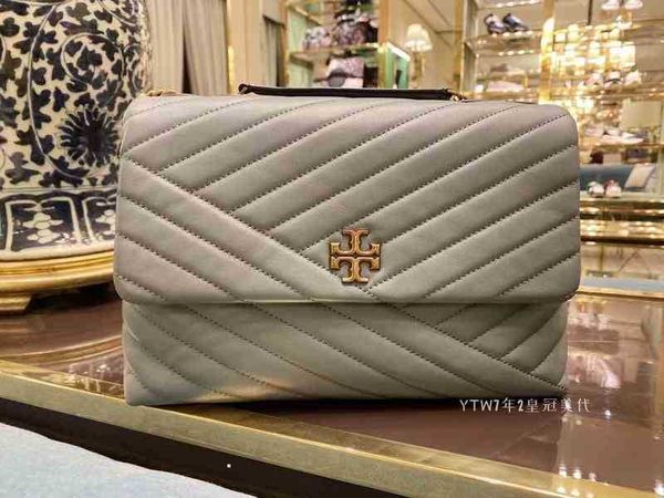 designer luxury women bag tory handbag tb fashion inclined shoulder bags versatile purses tories burchs totes large capacity saddle coal wal
designer luxury women bag tory handbag tb fashion inclined shoulder bags versatile purses tories burchs totes large capacity saddle coal wal