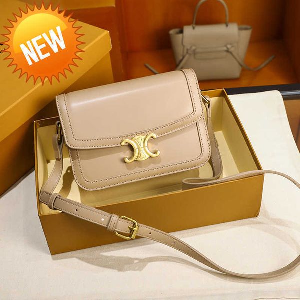 luxury designer bags hong kong new triumphal arch box beancurd classic old flower small square one shoulder messenger bag factory direct sal
luxury designer bags hong kong new triumphal arch box beancurd classic old flower small square one shoulder messenger bag factory direct sal