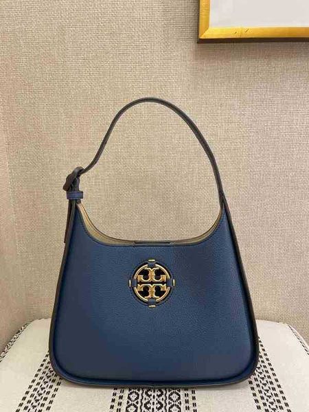designer luxury women the tote bag fashion versatile handbags shoulder crossbody bags purse tories totes large capacity saddle wallets 7a ae
designer luxury women the tote bag fashion versatile handbags shoulder crossbody bags purse tories totes large capacity saddle wallets 7a ae