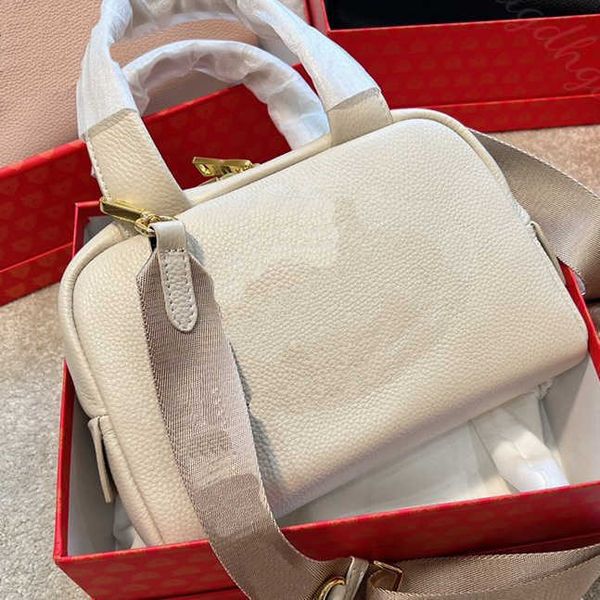 prad luxury designer bag 2022 a handbag ladies letter pattern shoulder leather ladiess presbyopia wallet messenger high capacity
prad luxury designer bag 2022 a handbag ladies letter pattern shoulder leather ladiess presbyopia wallet messenger high capacity