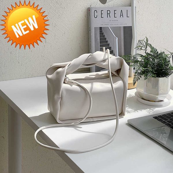luxury designer bags arc de triomphe women's hand high sense messenger fine belt fashion hand minority shoulder factory direct sales
luxury designer bags arc de triomphe women's hand high sense messenger fine belt fashion hand minority shoulder factory direct sales