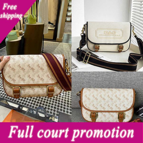 luxury designer bags 2022 new classic carriage msenger men and women's woven flip splicing shoulder
luxury designer bags 2022 new classic carriage msenger men and women's woven flip splicing shoulder