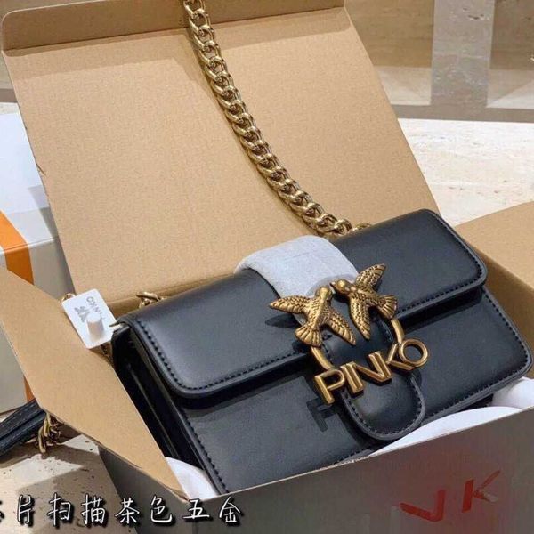 designer pinkos handbags napa leather 2022 new chain one shoulder portable goddess
designer pinkos handbags napa leather 2022 new chain one shoulder portable goddess