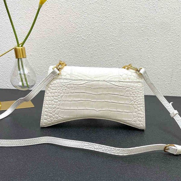 shoulder bag crossbody bags quilted handbag vintage women leather designer handbags fashion hourglass bag casual purses 220516
shoulder bag crossbody bags quilted handbag vintage women leather designer handbags fashion hourglass bag casual purses 220516