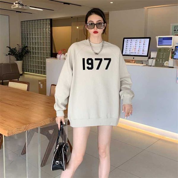hoodies hweatshirts essentials plush flocking 1977 sweater men's and women's round neck fashion brand loose fog high street lovers, Black
hoodies hweatshirts essentials plush flocking 1977 sweater men's and women's round neck fashion brand loose fog high street lovers, Black