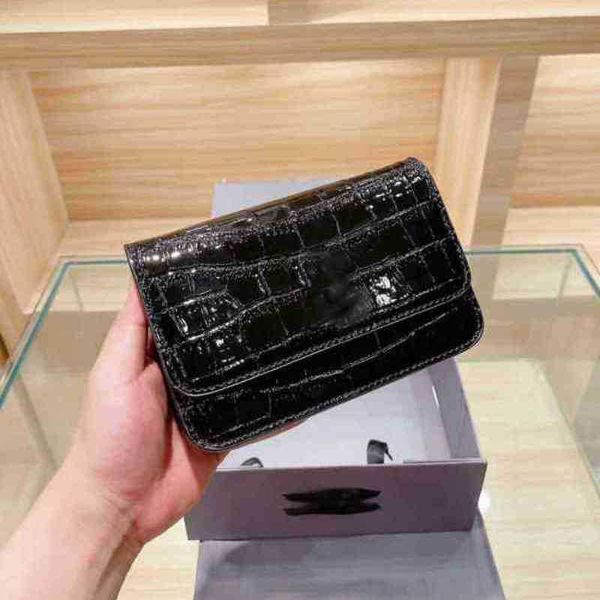 vintage shoulder bags tote cross body women leather handbags designers fashion purses luxury brand wallet crossbody female purse messenger b
vintage shoulder bags tote cross body women leather handbags designers fashion purses luxury brand wallet crossbody female purse messenger b