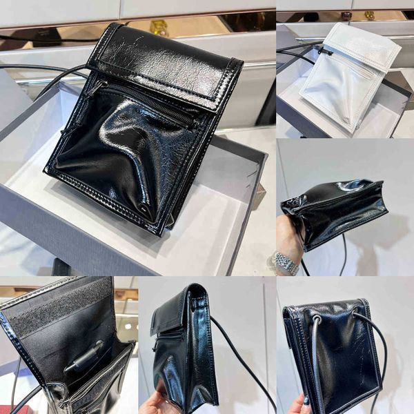 designer luxury womens bag handbag b-shaped paris single shoulder messenger fashion square gift shoulder oblique span versatile handheld bag
designer luxury womens bag handbag b-shaped paris single shoulder messenger fashion square gift shoulder oblique span versatile handheld bag