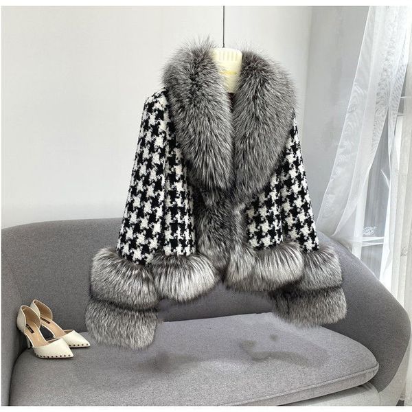women's fur faux winter ladies scarf shawl knitted warm batwing cloak artificial collar leather women jacket 221129, Black
women's fur faux winter ladies scarf shawl knitted warm batwing cloak artificial collar leather women jacket 221129, Black