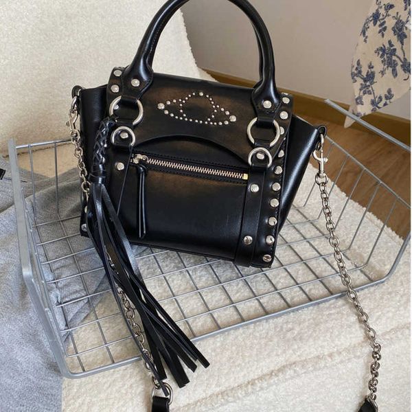 version vivian high handbag vivi designer totes fashion rivet shoulder crossbody bags black leather tote bag lady small purse ct7w
version vivian high handbag vivi designer totes fashion rivet shoulder crossbody bags black leather tote bag lady small purse ct7w