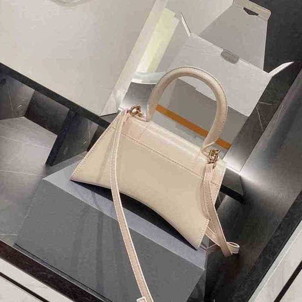 shoulder bags leather handbag fashion crossbody bags classic designer handbags tote women messenger hourglass workplace wallet 211027
shoulder bags leather handbag fashion crossbody bags classic designer handbags tote women messenger hourglass workplace wallet 211027