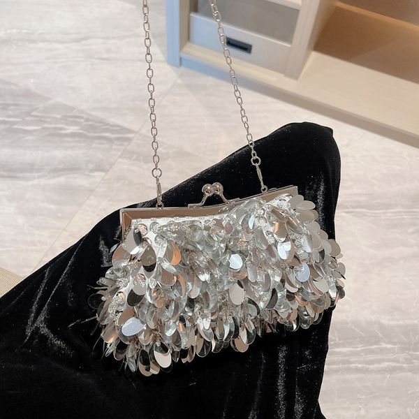 evening bags fashion chic handmade bling silver color sequin handbags women girls banquet party trendy chain shoulder clutches ladies 221128
evening bags fashion chic handmade bling silver color sequin handbags women girls banquet party trendy chain shoulder clutches ladies 221128
