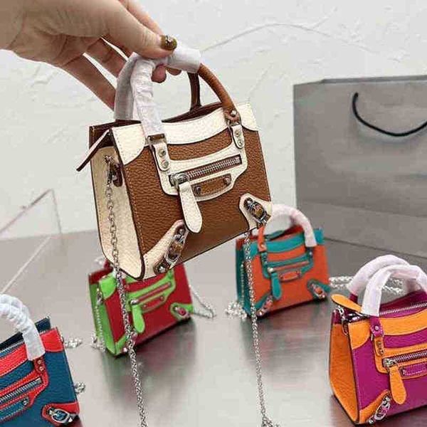 classic bag designer women handbags crossbody motorcycle bagss leather fashion trend ladies handle purses 220315
classic bag designer women handbags crossbody motorcycle bagss leather fashion trend ladies handle purses 220315