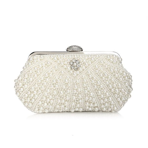 evening bags vintage luxury pearl clutch for women wedding clutches purse chain shoulder lady party handbag with metal handle 221128
evening bags vintage luxury pearl clutch for women wedding clutches purse chain shoulder lady party handbag with metal handle 221128