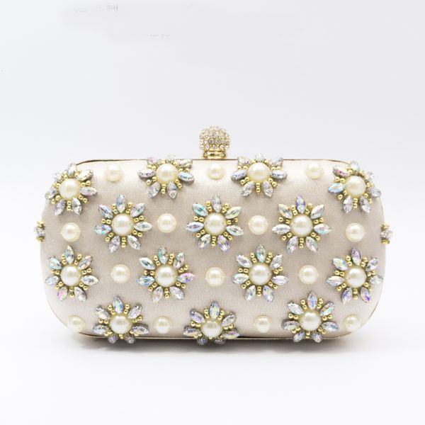 evening bags luxury pearl colorful crystal flower ladies handbag wedding party clutches women chain shoulder purse 221128
evening bags luxury pearl colorful crystal flower ladies handbag wedding party clutches women chain shoulder purse 221128