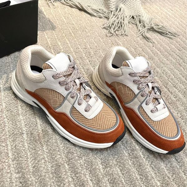 excellent retro channel new casual shoes sneakers designer models collision color stitching lacing suede low help thick bottom canvas tweed, Black
excellent retro channel new casual shoes sneakers designer models collision color stitching lacing suede low help thick bottom canvas tweed, Black