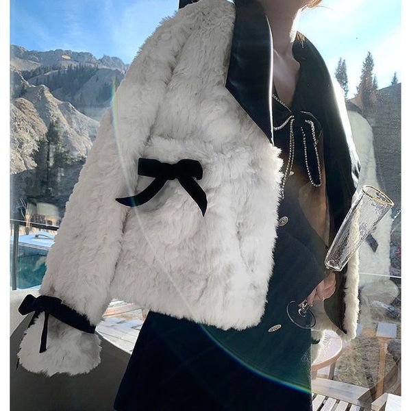 womens fur faux winter warm coat women patchwork elegant thick fleece overcoat female korean fashion bow designer wool short 221129, Black
womens fur faux winter warm coat women patchwork elegant thick fleece overcoat female korean fashion bow designer wool short 221129, Black