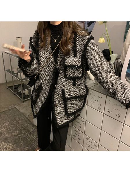 wo women woolen tweed coat autumn winter korean style sashes waist retro vintage gray big turn down collar thicke wool 221129, Black;brown
wo women woolen tweed coat autumn winter korean style sashes waist retro vintage gray big turn down collar thicke wool 221129, Black;brown